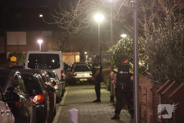 Politie start grote zoekactie na melding vuurwapen