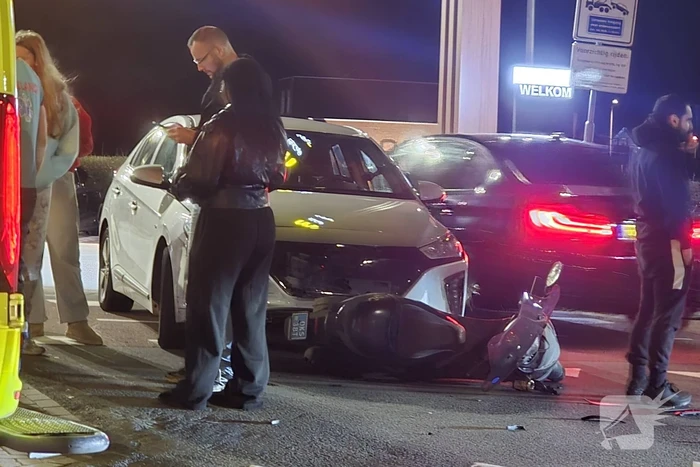 Scooterrijder gewond bij aanrijding