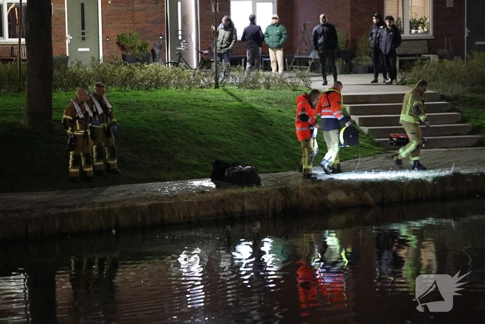 Persoon te water leidt tot grote hulpverlening