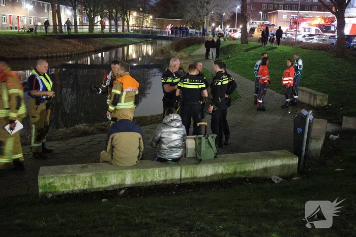 Persoon te water leidt tot grote hulpverlening