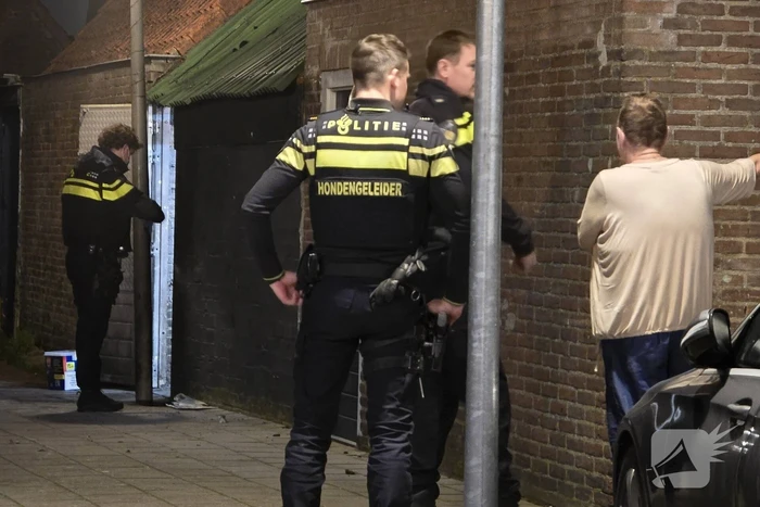 Vuurwerkresten aangetroffen na brand in bijgebouw