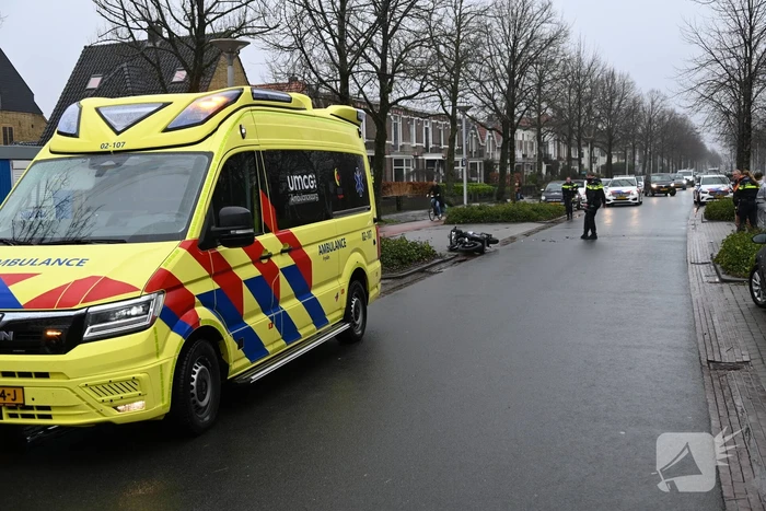 Ongeval tussen scooter en auto