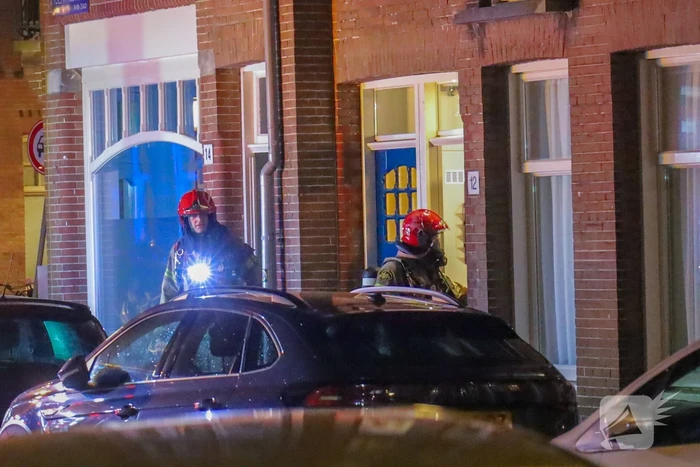Brand in etagewoning vraagt grote brandweerinzet