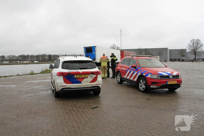 Zoektocht naar verdacht voorwerp in kanaal