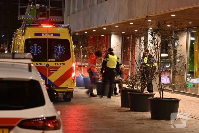 Politie legt tourniquet aan bij slachtoffer steekpartij