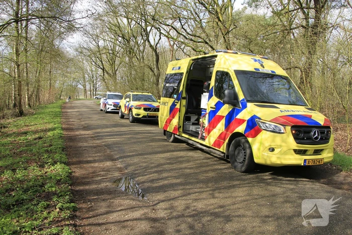 Wielrenner ernstig gewond bij aanrijding met auto