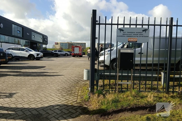 Pand autobedrijf ontruimd na mogelijke gaslekkage