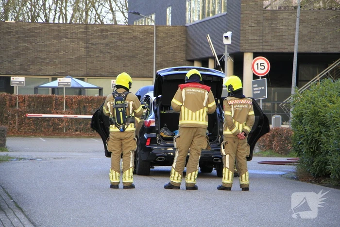 Brand in auto door lithiumaccu's