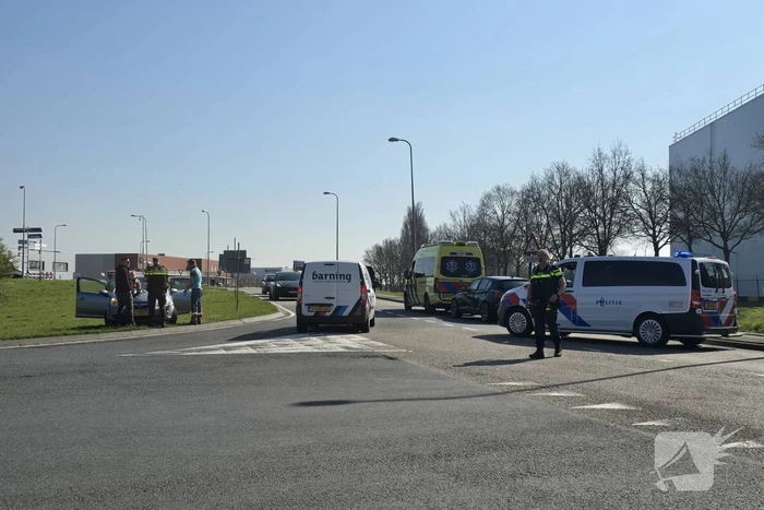 Vader en dochtertje ongeschonden na botsing