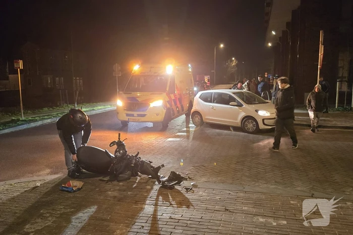 Scooterrijder gewond bij aanrijding