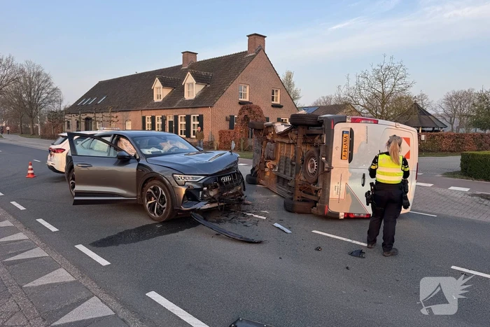 Bestuurder onder invloed betrokken bij aanrijding