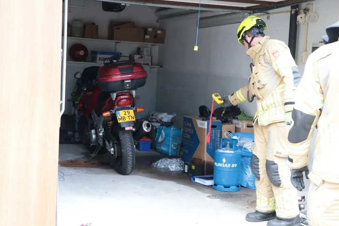 Brandweer schakelt in bij lekkage benzine