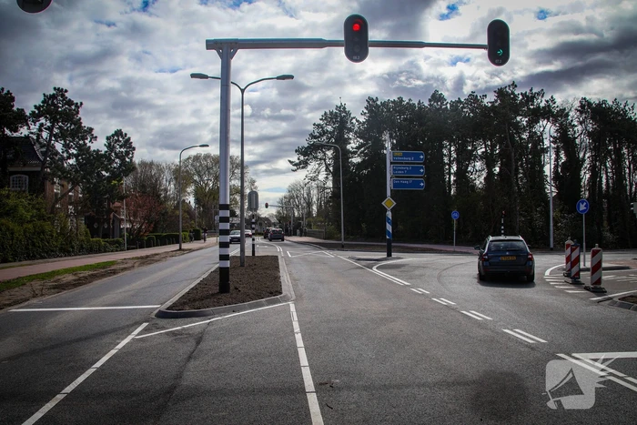 Nieuwe verkeerslichten geïnstalleerd op kruising