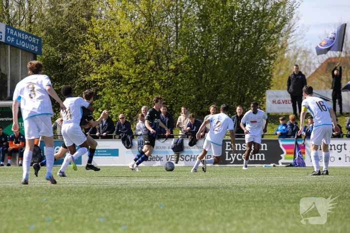 Poortugaal bereikt halve finale na zege op Forum Sport