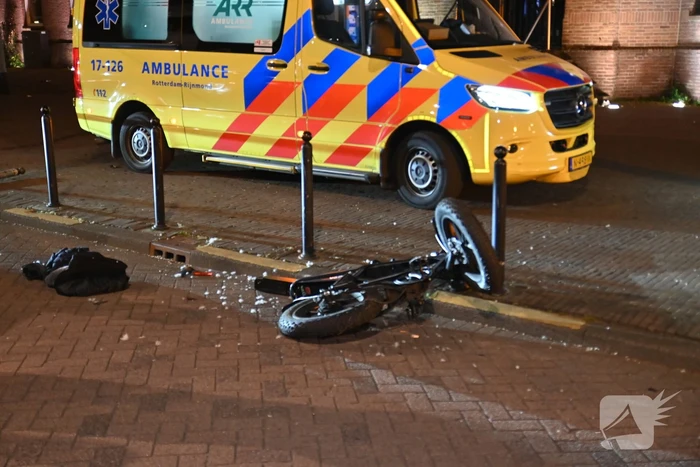 Aanrijding met fatbike en auto; bestuurder slaat op de vlucht
