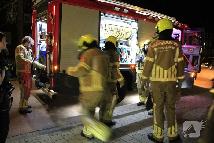 Buitenbrand in container geblust door buurtbewoners
