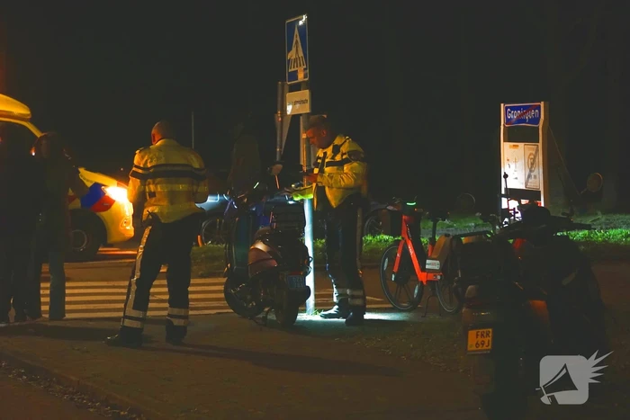 Scooterrijder in botsing met auto