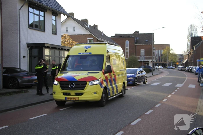 Voetganger aangereden op oversteekplaats