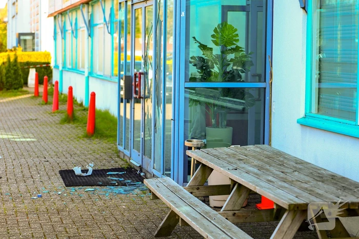 Explosie bij stichting veroorzaakt schade