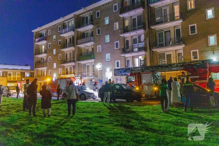 Branduitbraak in woning zonder gewonden