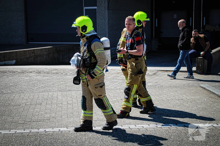 Buitenbrand door oververhitte jump-starter