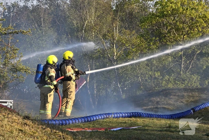 Oefening brandbestrijding in Vrouwenpolder