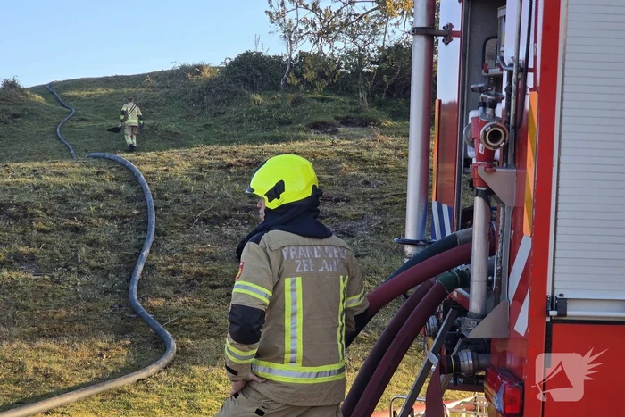 Oefening brandbestrijding in Vrouwenpolder