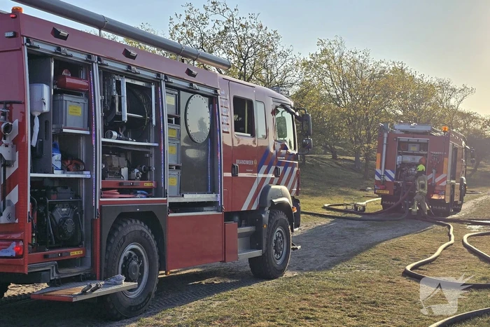 Oefening brandbestrijding in Vrouwenpolder