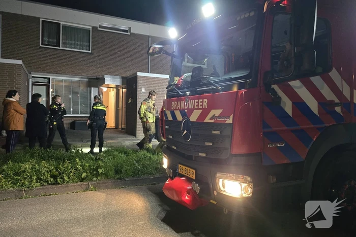Schade aan voordeur door nachtelijke explosie