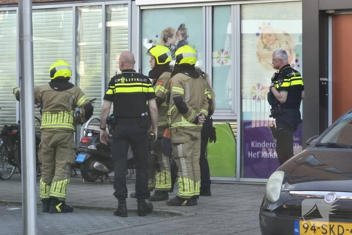 Hinderlijke lucht in pand leidt tot spoedactie