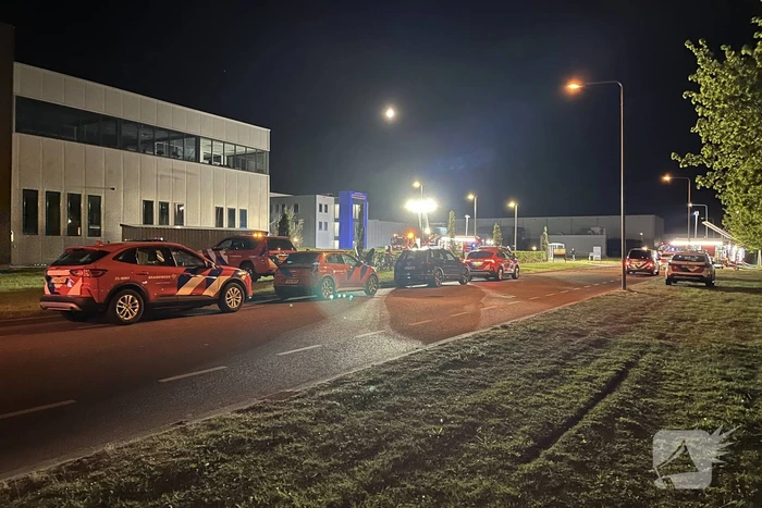 Brandweer bestrijdt ernstige brand