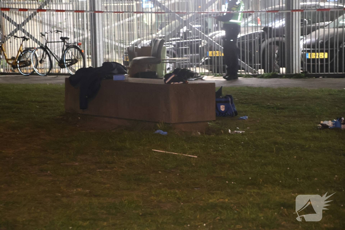 Politie houdt persoon aan na steekpartij