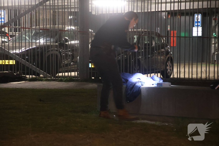 Politie houdt persoon aan na steekpartij