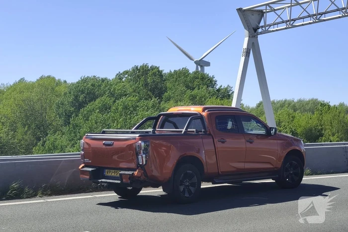 Motorrijder gewond bij botsing op snelweg