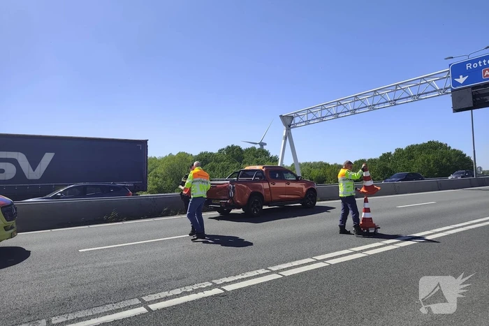 Motorrijder gewond bij botsing op snelweg