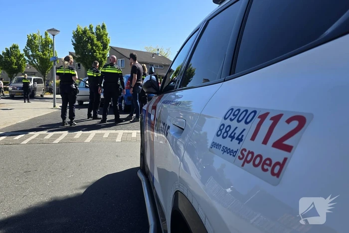 Conflict na frontale botsing in woonwijk