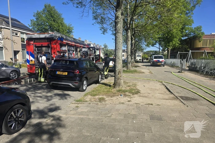 Brand in papiercontainer op schoolplein