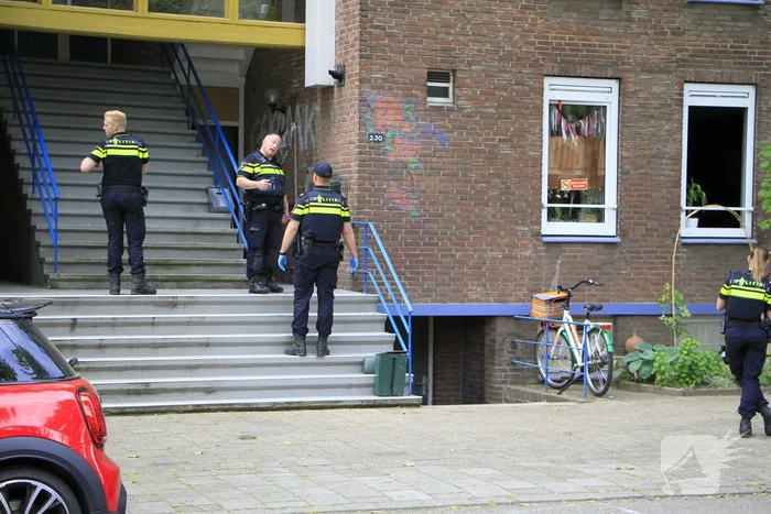 Vrouw aangehouden na incident met postbezorger