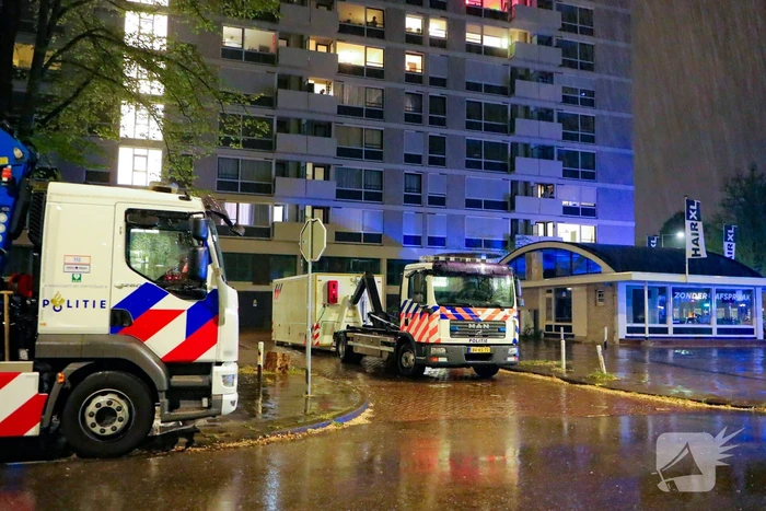 Overleden persoon in flatgebouw zorgt voor grote inzet hulpdiensten