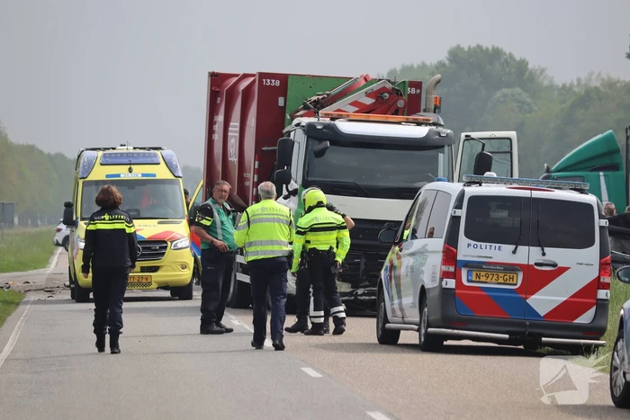 Dodelijk ongeval tussen auto en vrachtwagen