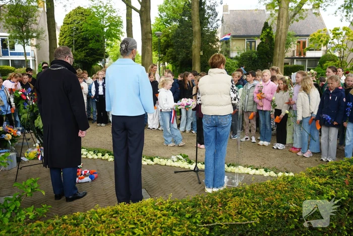 Scholieren houden indrukwekkende herdenkingen