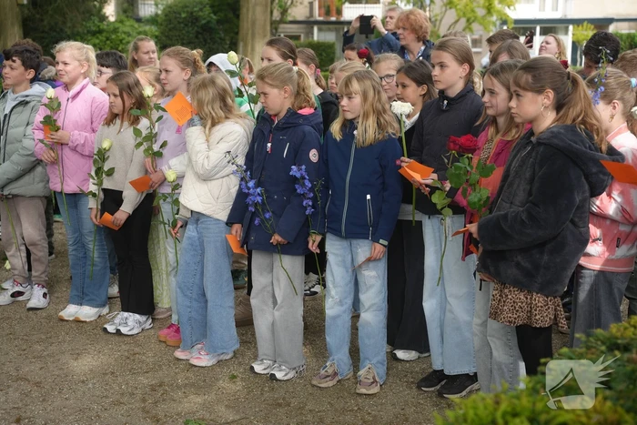 Scholieren houden indrukwekkende herdenkingen