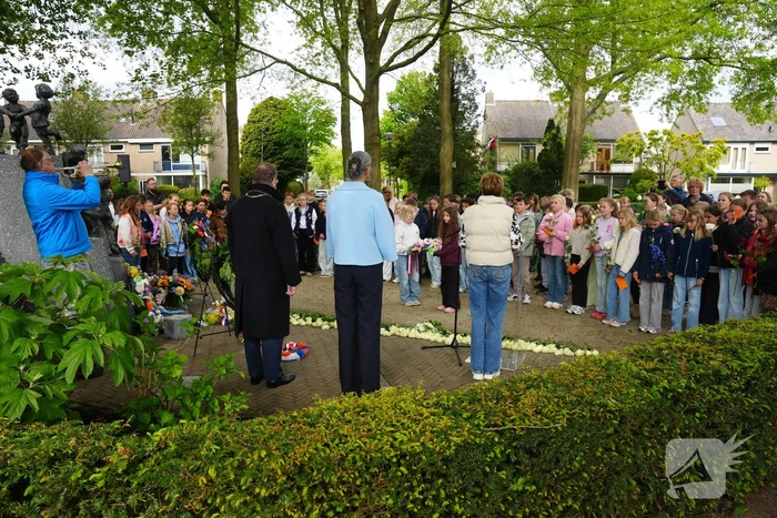 Scholieren houden indrukwekkende herdenkingen