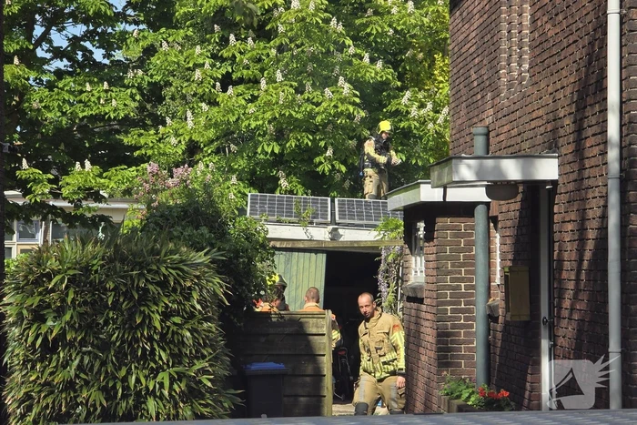 Brand in bijgebouw geblust