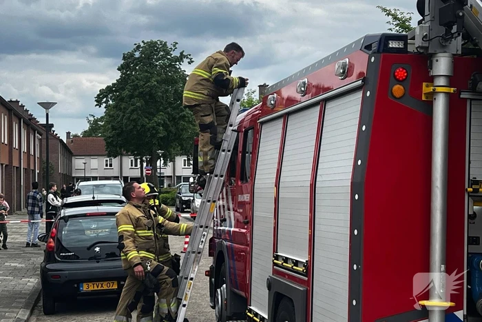 Schijndelse brandweer zelf in nood na blussen van woning