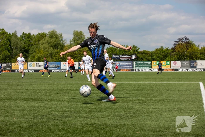 SV Poortugaal pakt kampioenschap in zonovergoten duel tegen SHO