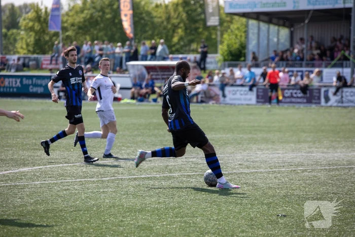 SV Poortugaal pakt kampioenschap in zonovergoten duel tegen SHO