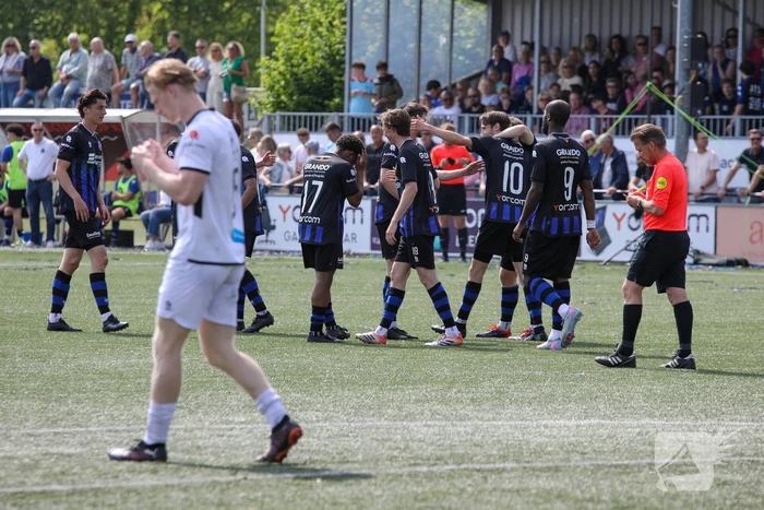 SV Poortugaal pakt kampioenschap in zonovergoten duel tegen SHO