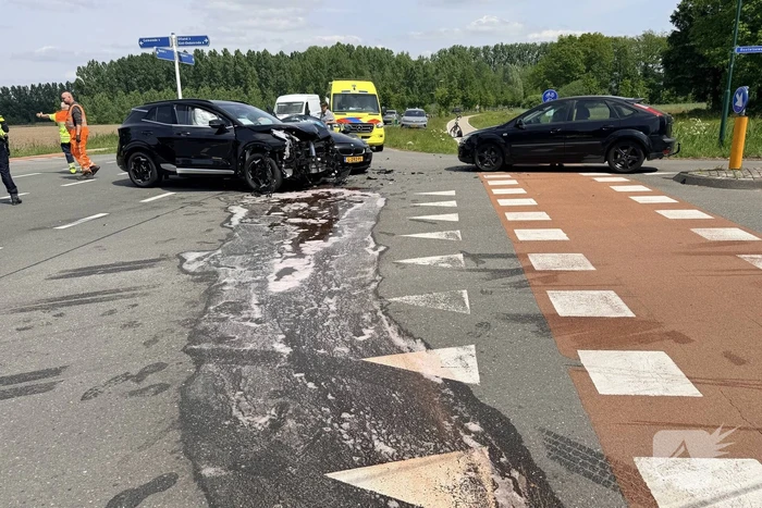 Ongeval met meerdere gewonden betrokken bij botsing van drie auto's
