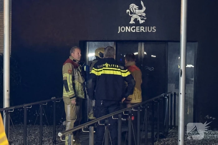Explosie verwoest toegangspand op industriegebied